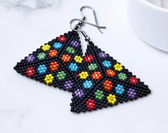 3D Peyote Stitch Beading Pattern: FLOWER POWER by Bead With Bugs