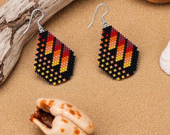 Brick Stitch Beaded Earrings Pattern by Bead with Bugs, Spicy Hot, geometric earrings, PDF