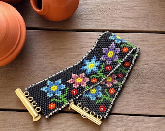 Peyote Stitch Beaded Bracelet Pattern, My Garden Blooms (PDF)