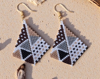 Peyote Stitch, Kite Earring Beading Pattern by Bead with Bugs, Mud Cloth 2
