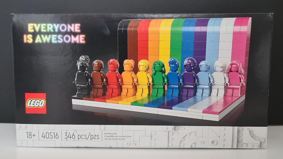 Everyone is Awesome LEGO 40516 Celebrate Diversity, Pride