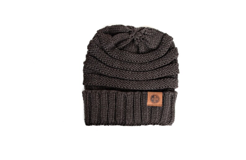 Chunky Knit Winter Hat Unisex Slouchy Beanie Choose Your Color Non Personalized Adult Beanies Warm Winter Cap for Men Women