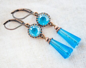 Vintage earrings sky blue, turquoise blue crystal dangles antique copper