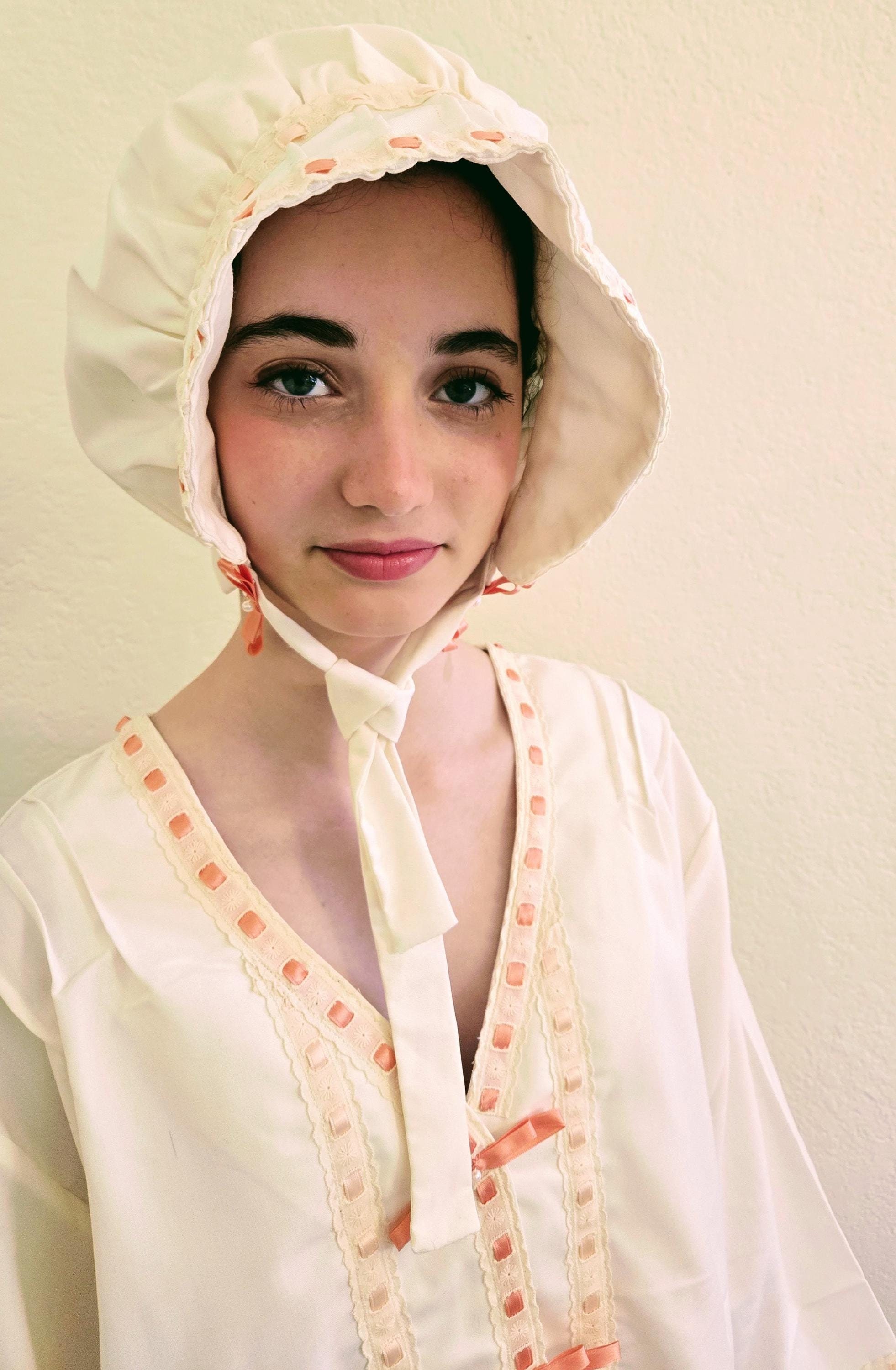 Historical Costume, Nightgown, Woman, Victorian, Romance
