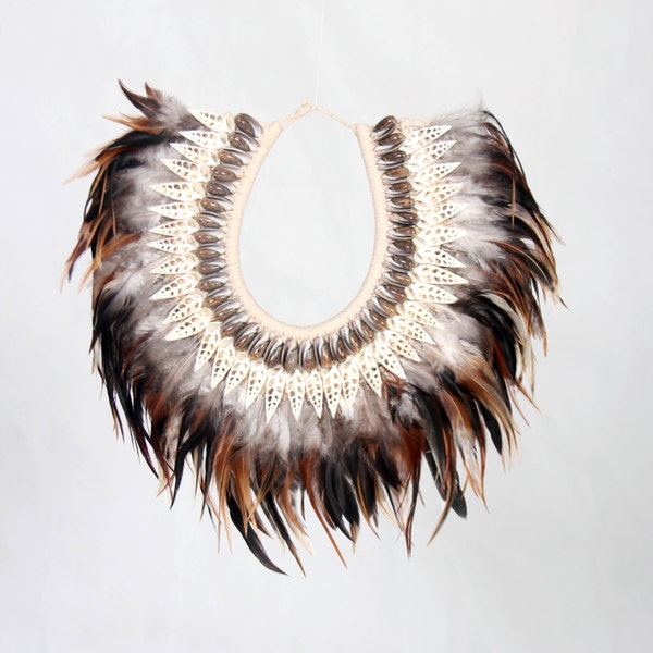 EN VENTE Collier décoratif tribal plumes, Collier Papouasie