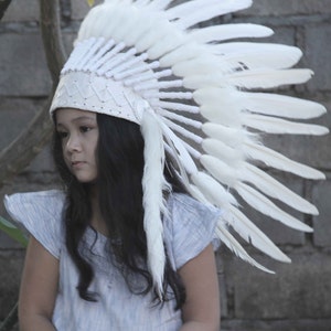 KARMABCN Coiffe Indienne Pour Enfants De 5 À 8 Ans | Chapeau, Coiffe De Guerre, Coiffe En Plumes Pour Garçons et Filles (Canard Blanc