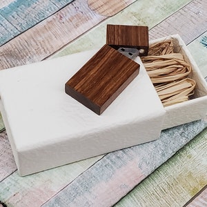 Olive Wood Flash Drive - Packaged 2 piece paper box - Wedding Cream