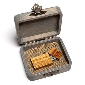Wood Box, Wood USB, USB Flash Drive, Mr and Mrs Gift, Personalized Wedding Gifts, Keepsake Box, Memory Stick, White Wooden Box