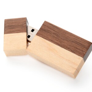 Personalized, Groomsmen Gift, Set of 10, 16GB USB, Usb Flash Drive, Wooden USB, Wood USB, Bachelor Party, Wedding Party Favors, Memory Stick