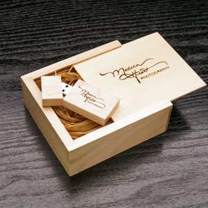 Set Of 10 Personalized Maple Wood  USB 2.0 Flash Drive in Matching Wooden Box, Usb Drive Case, Usb Case, Memory Stick Case, Usb Stick Case