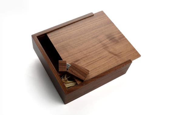 Wood Photo Box, USB Flash Drive, Wooden Box, USB Stick, 4 X 6, Photo Storage Box, Keepsake Box, Wedding Memory Box, Custom USB, Photo Gifts