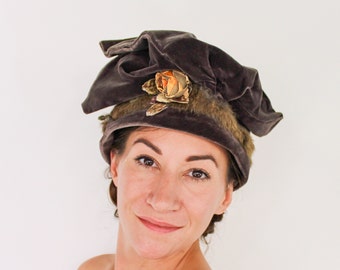 1900s Brown Velvet Hat | Turn of the Century Velvet Cloche Hat | Velvet Toque | Andreau