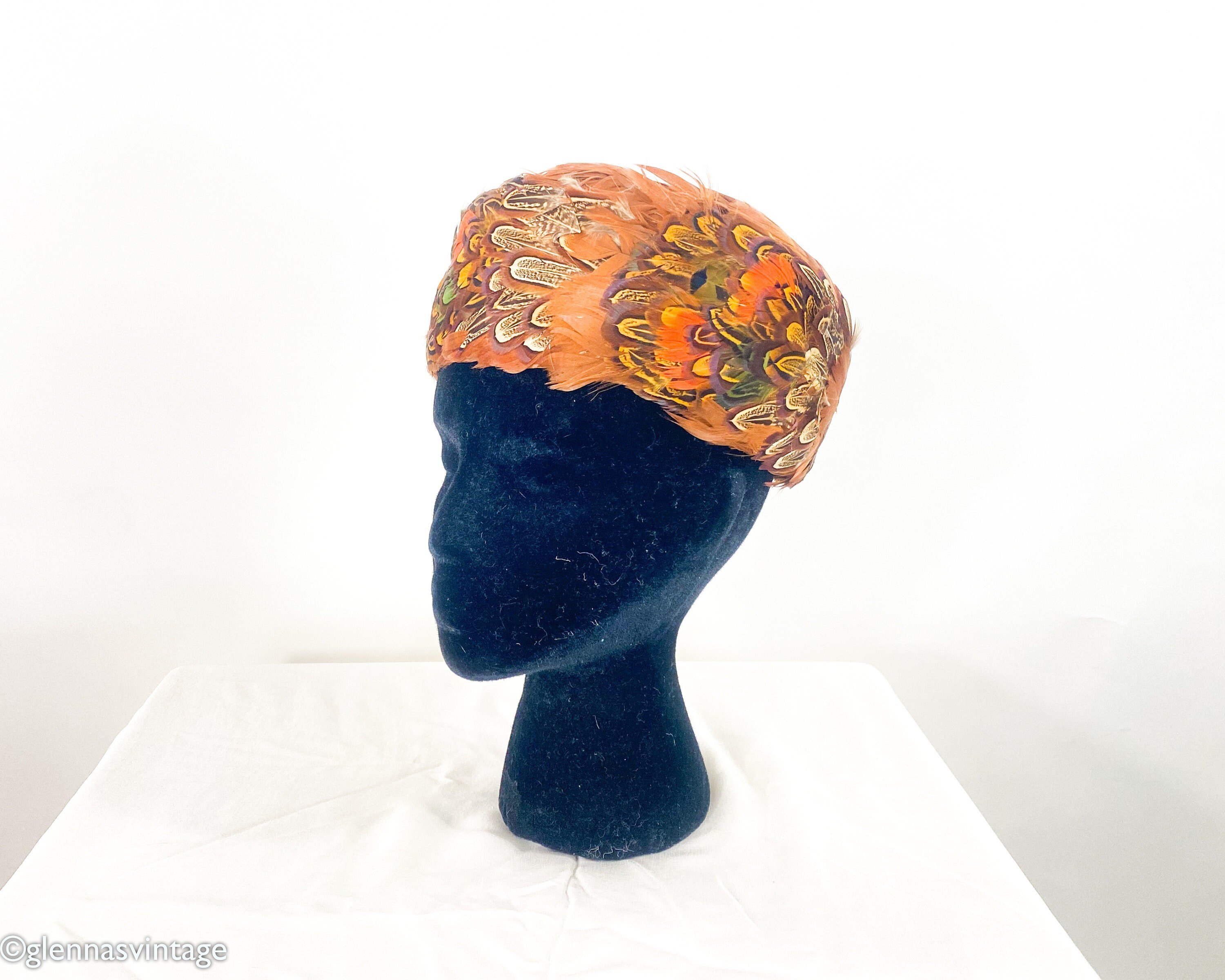 Vintage 1950’s Jackwill Colorful Feather Pillbox Hat 1950s Colorful Quail Feather Pillbox Hat | Vintage Hat - Etsy main image 2