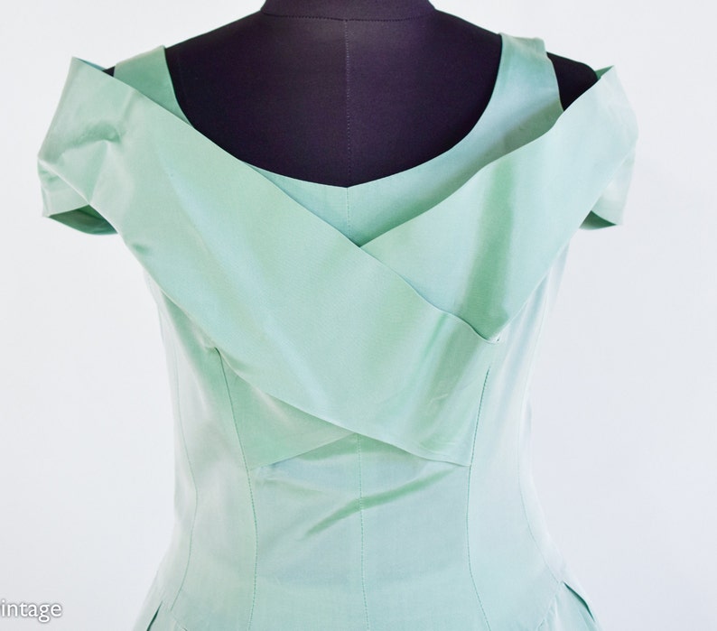 1950s Iridescent Mint Green Taffeta Cocktail Dress 50s Green Taffeta Party Dress Small image 5