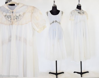 1950s White Peignoir Set | 50s Creme Nylon Peignoir Gown & Robe | Wedding Peignoir | Medium