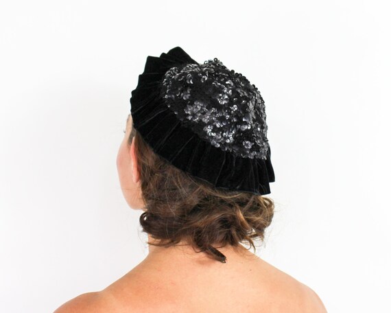1920s Black Sequin & Velvet Hat | 20s Black Sequi… - image 5