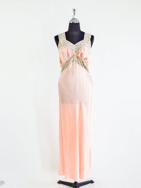 1930s Peach Long Nightgown | 30s Pale Peach Night… - image 2