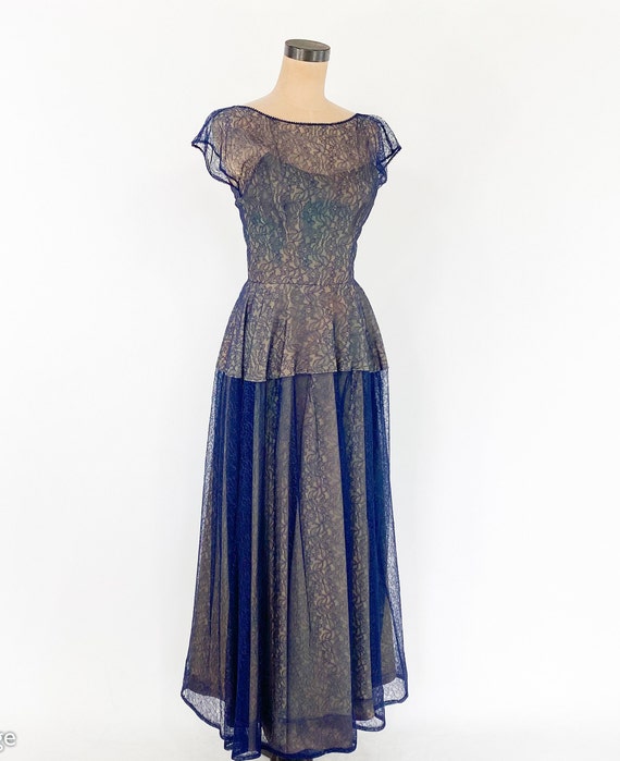 1950s Navy Lace Evening Gown | 50s Navy Lace Illu… - image 2