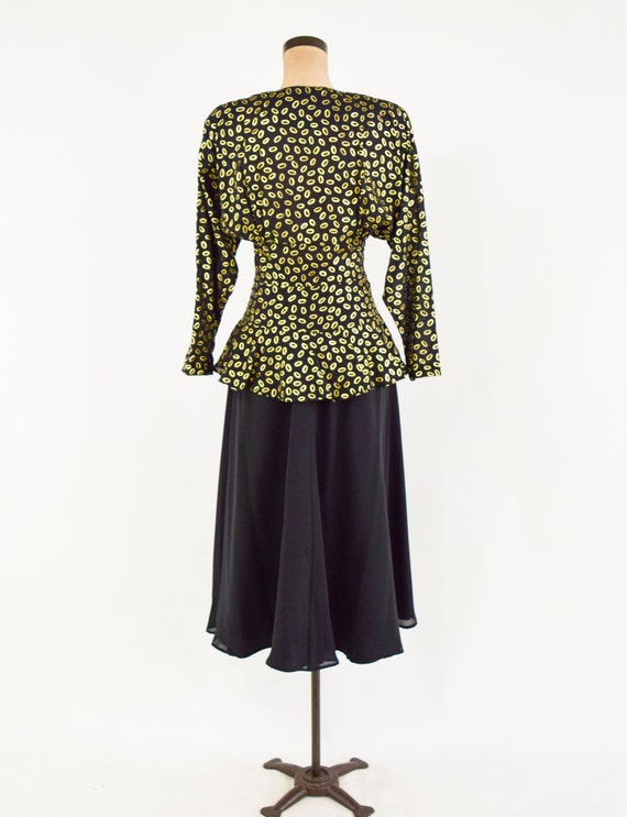 1980s Black & Gold Skirt Set | 80s Black Print Sk… - image 6