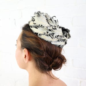 1950s White & Black Fascinator | 50s White Curly Feather Hat