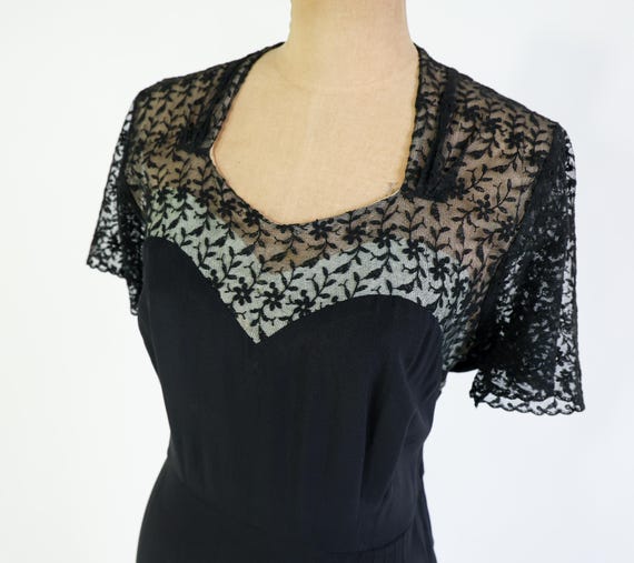 1940s Black Lace Crepe Dress | Vintage Black Cock… - image 7