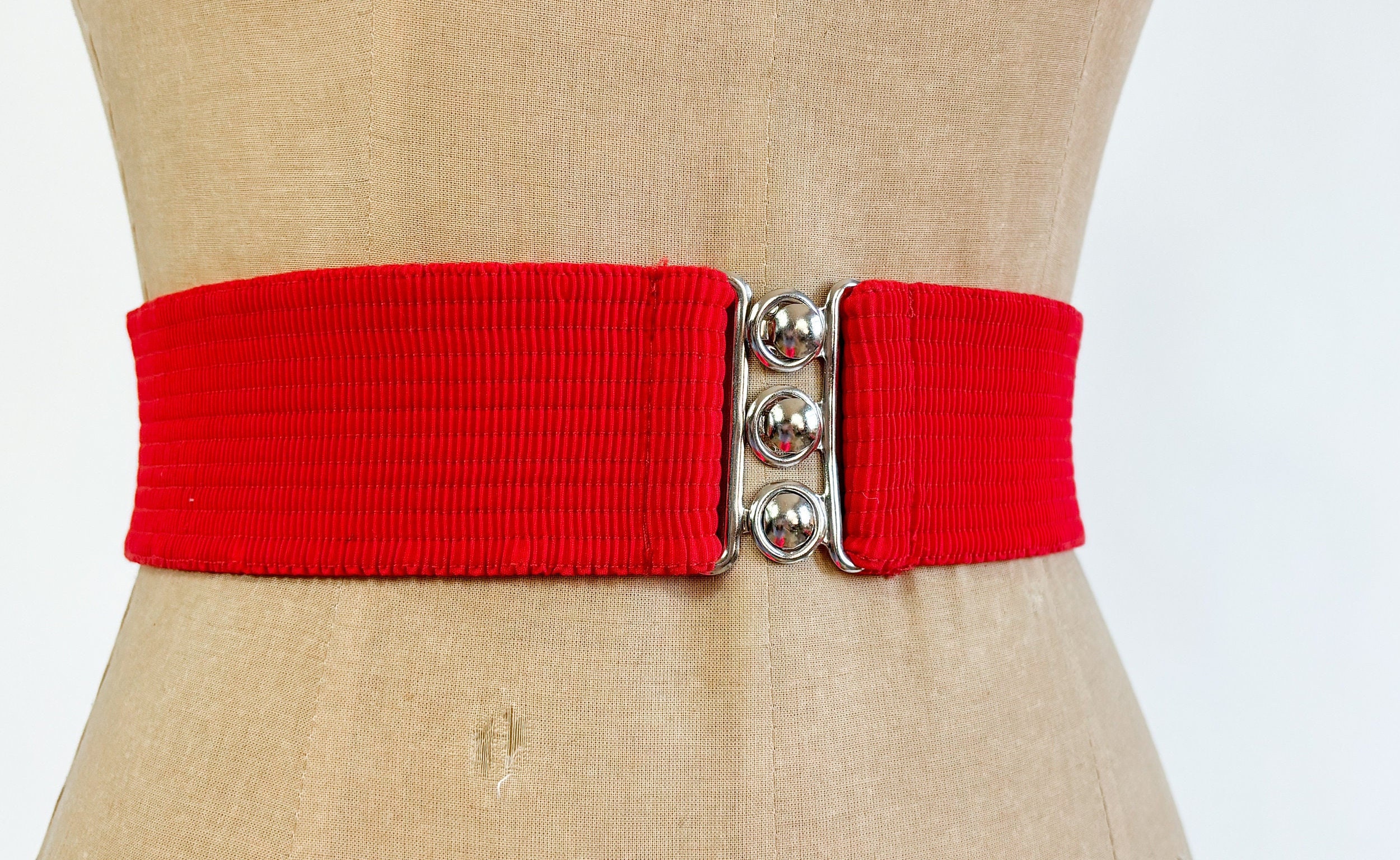 Vintage 80’s New York & Company Red Patent CrocStyle Wide Belt with Elastic Back Women Fashion Belt Hip High Waist Red Wide Elastic Band Gold  main image 4