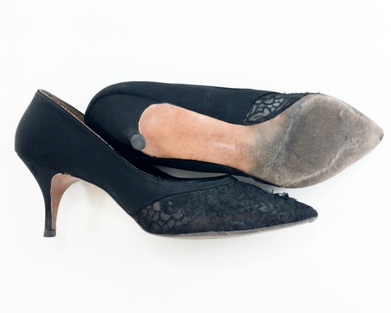 60s Black Lace Heels | Black Crepe & Lace Heels |… - image 5