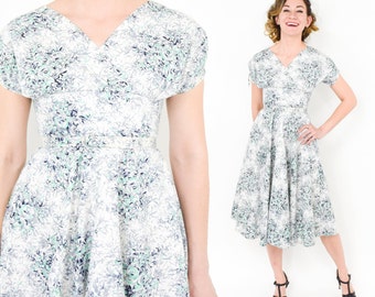 1950s Gray Flowered Cotton Dress | 50s Gray & White Floral Print Cotton Dress | Rockabilly | Pin Up | X-Small