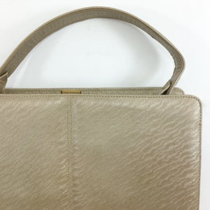 1960s Beige Leather Handbag 60s Tan Leather Box Handbag Andrew Geller image 5