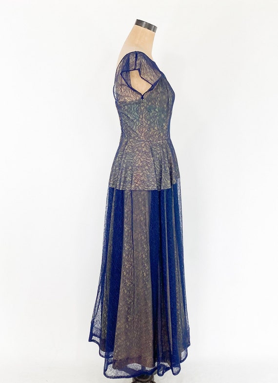 1950s Navy Lace Evening Gown | 50s Navy Lace Illu… - image 3