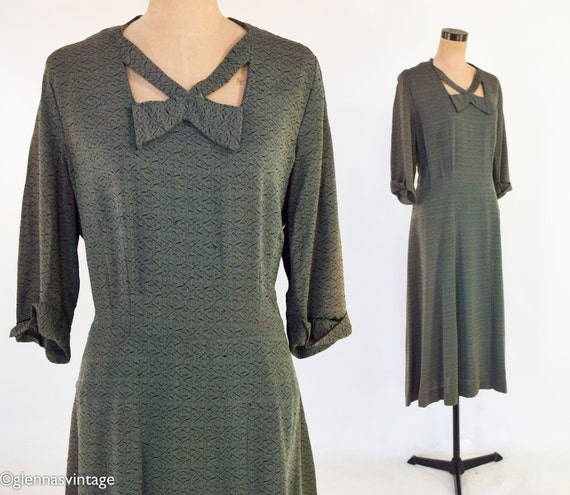 1940s Olive Green Dress | 40s Green Crepe Dress |… - image 1