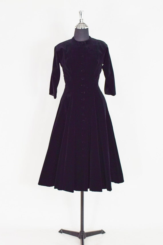 1950s Black Velvet Dress | 50s Black Cotton Velve… - image 2