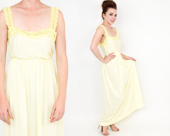 1970s Yellow Long Nightgown | 70s Pale Yellow Nylo