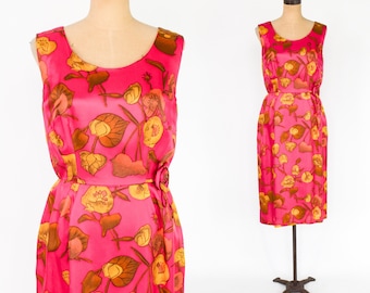 1950s Pink Floral Wiggle Dress | Vintage Fuchsia Flowered Sleeveless Sheath, Medium