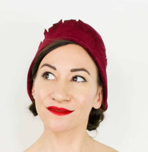 1920s Red Wool Cloche Hat | 20s Cranberry Red Woo… - image 5