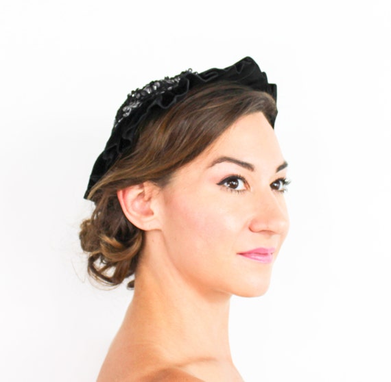 1920s Black Sequin & Velvet Hat | 20s Black Sequi… - image 3