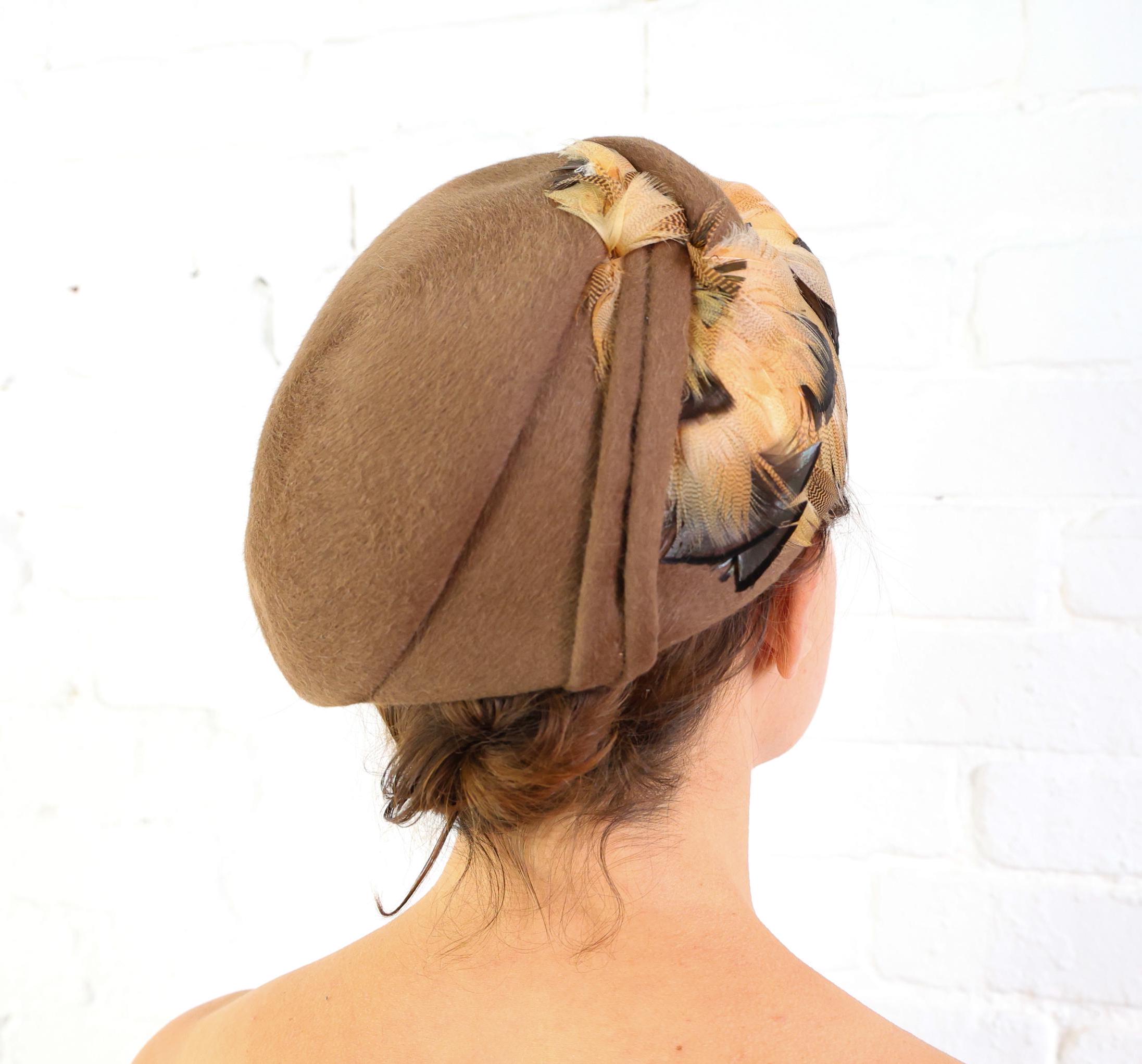 1950s Helen Joyce Original Brown Wool Beret | Vintage  display picture 2