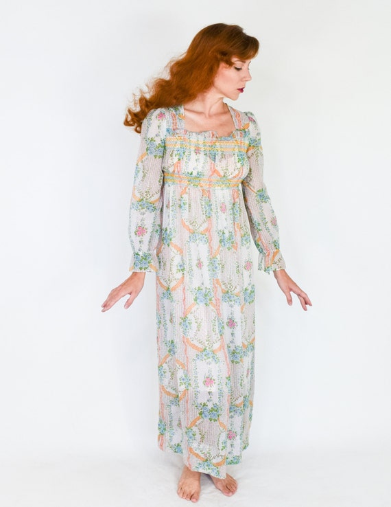 1970s Floral Maxi Peasant Dress | 70s Floral Shee… - image 7