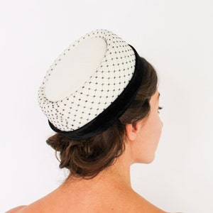 1950s Creme & Black Pillbox Hat 50s Off White Wool Felt Rhinestone Hat image 7