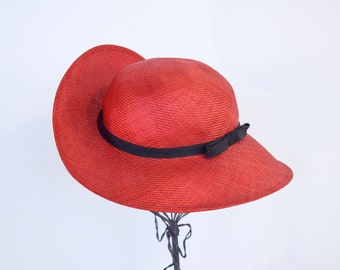 1980s Red Straw Hat | 80s Red Woven Saucer Hat  | Saucer Hat | Sonni