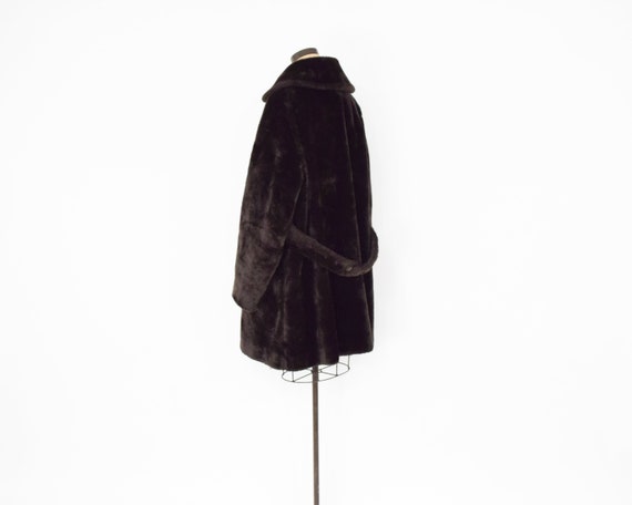 1960s Brown Faux Fur Coat | 60s Brown Faux Shirre… - image 6