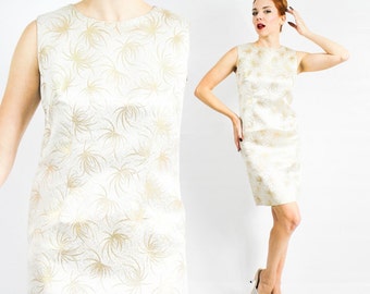 1960s White Brocade Shift Dress | 60s White & Gold Metallic Brocade Dress | Small
