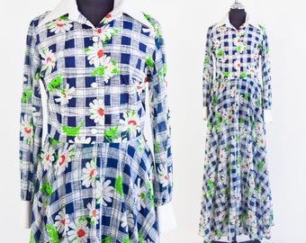 1970er Jahre Blau Weiß Karo Maxi | Vintage kariertes Blumen langes Kleid | Asheboro, Mittelgroß