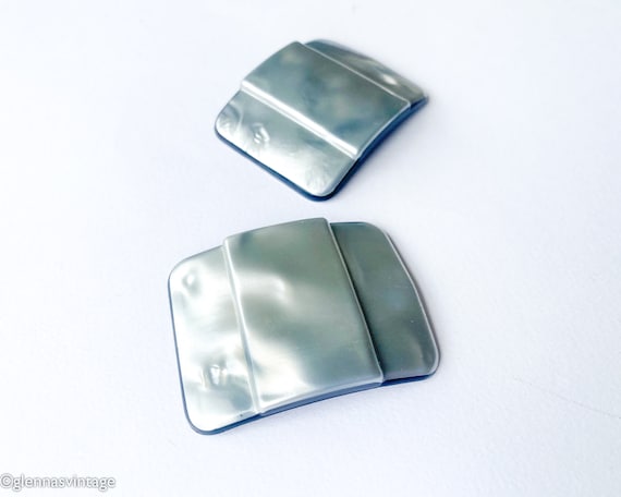 1960s Gray Lucite Shoe Clip | 60s Gray Plastic Sh… - image 3