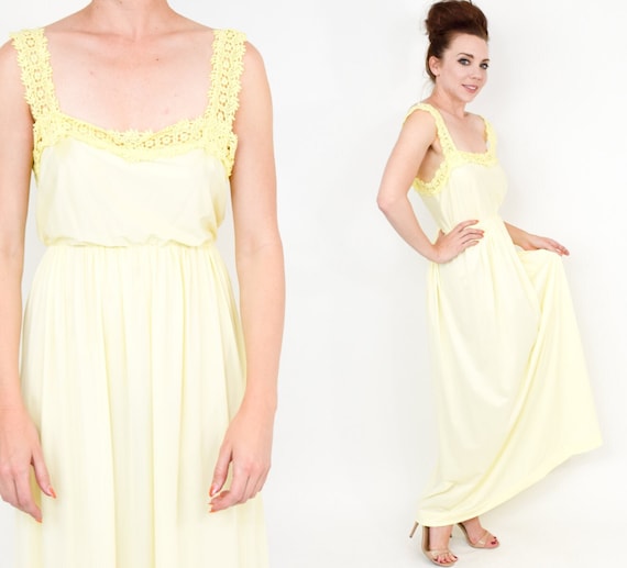 1970s Yellow Long Nightgown | 70s Pale Yellow Nyl… - image 1