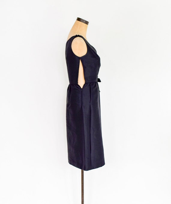 Shannon Rogers | 1960s Black Silk Cocktail Dress … - image 7