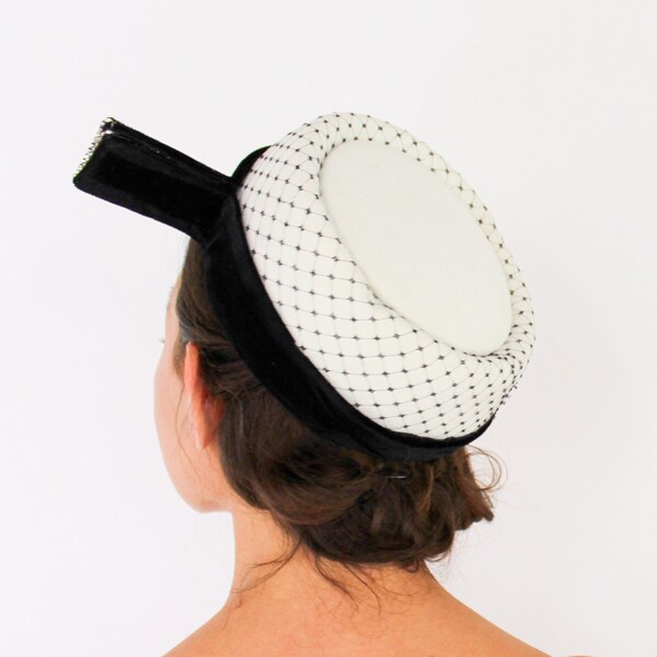 1950s Creme & Black Pillbox Hat | 50s Off White Wool Felt Rhinestone Hat