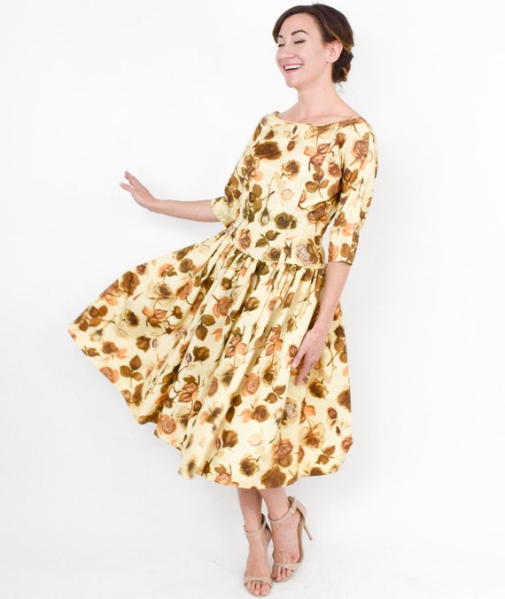 1950s Gold Floral Sateen Dress | 50s Yellow & Gol… - image 5