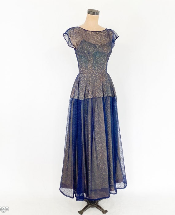 1950s Navy Lace Evening Gown | 50s Navy Lace Illu… - image 7