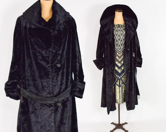 1900s Black Velvet Coat | Black Cotton Velvet Coa… - image 1